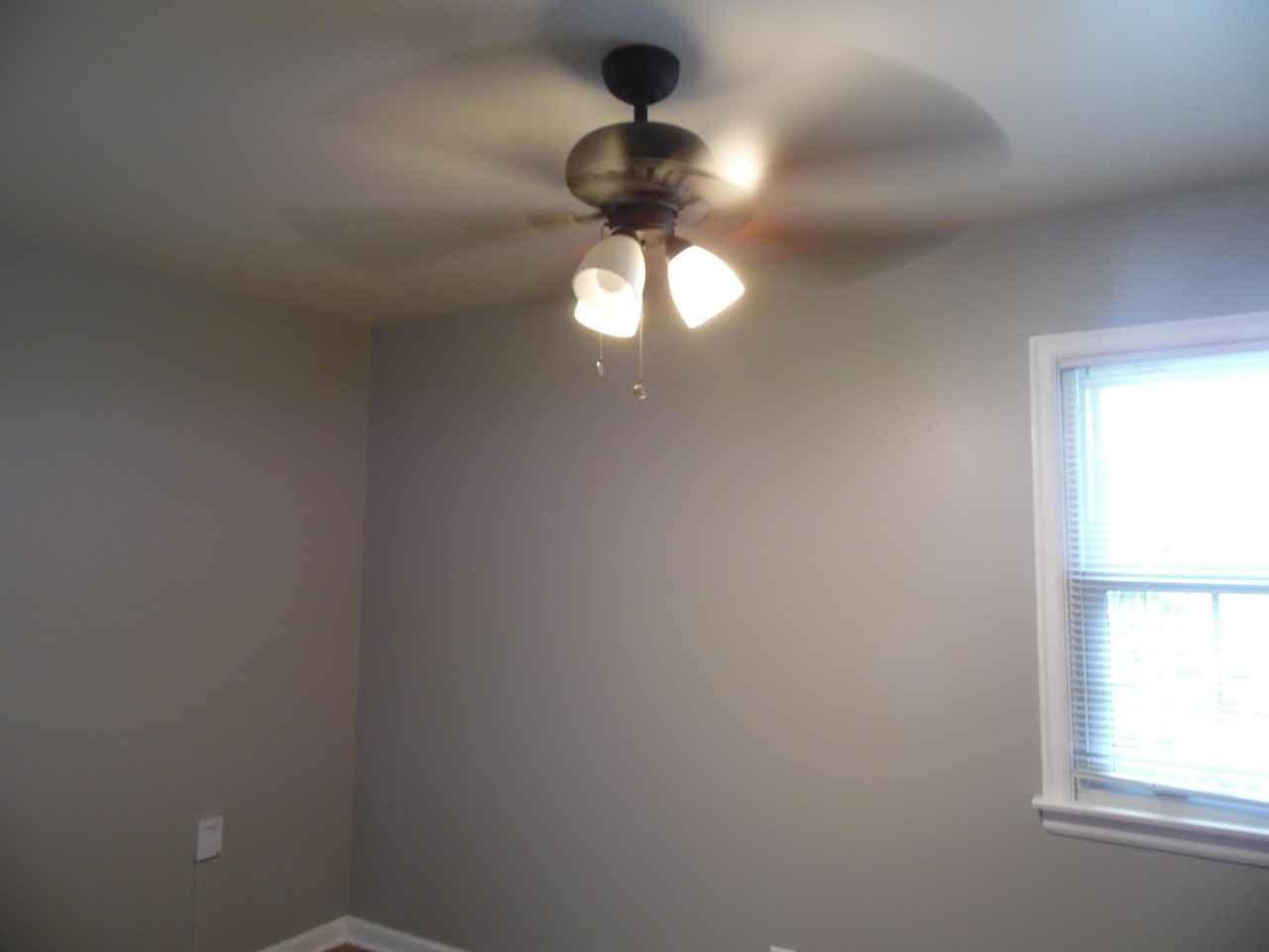 352 Harvard Dr - Photo 6 of 8