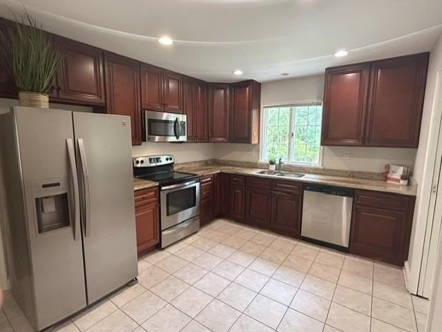 14 Maryland Ave - Photo 3 of 33