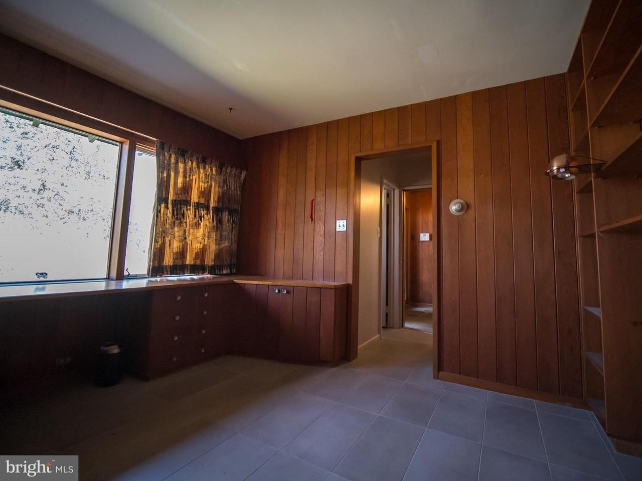4313 Woodlark Dr - Photo 6 of 50