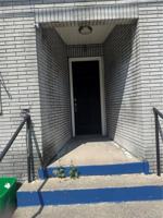 featured image of 702 Wyandotte St #1