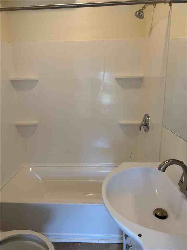 214 N Saint Cloud St #4 - Photo 6 of 7
