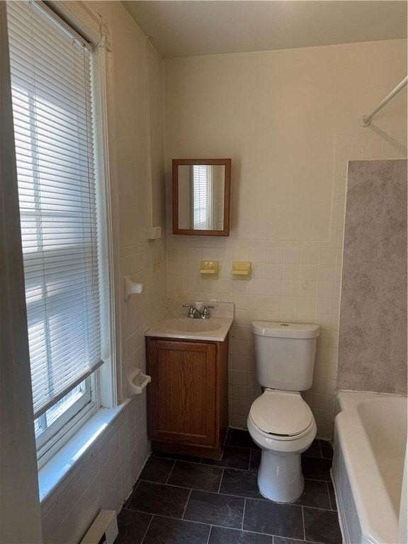 929 W Gordon St #2 - Photo 4 of 12