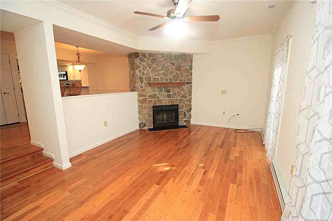106 Founders Ct - Photo 5 of 43