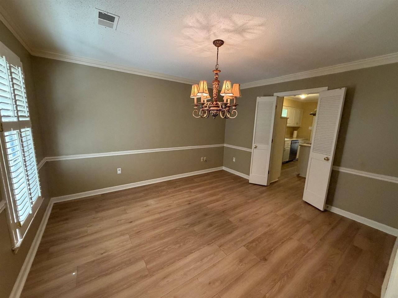 8149 Kimbrook Dr - Photo 6 of 18