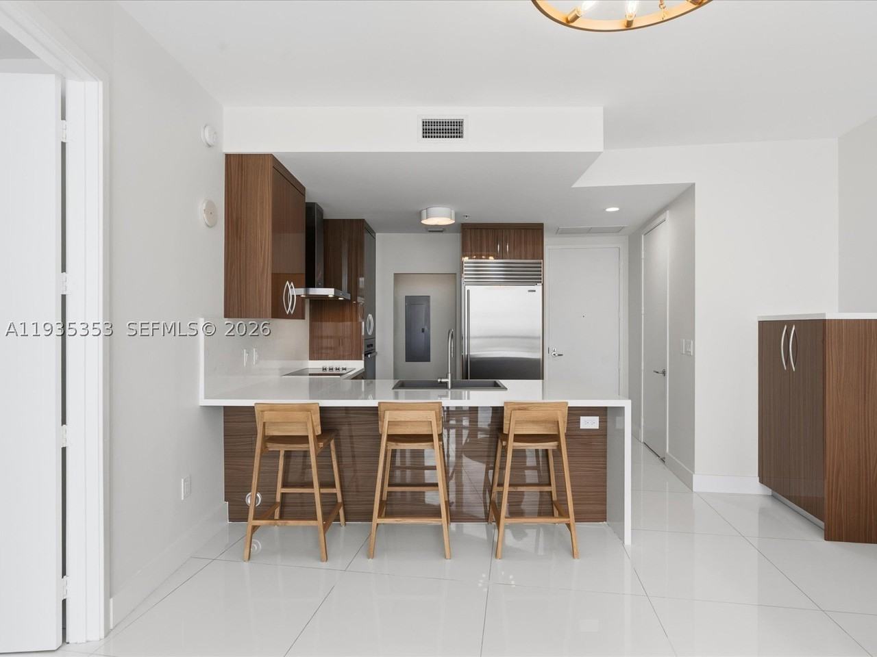 18201 Collins Ave #5508 - Photo 7 of 29