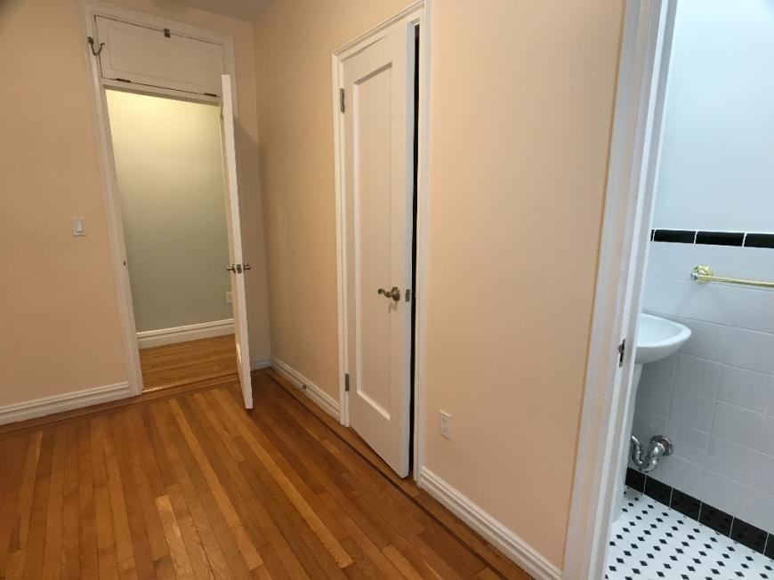 567 Fort Washington Ave - Photo 7 of 10