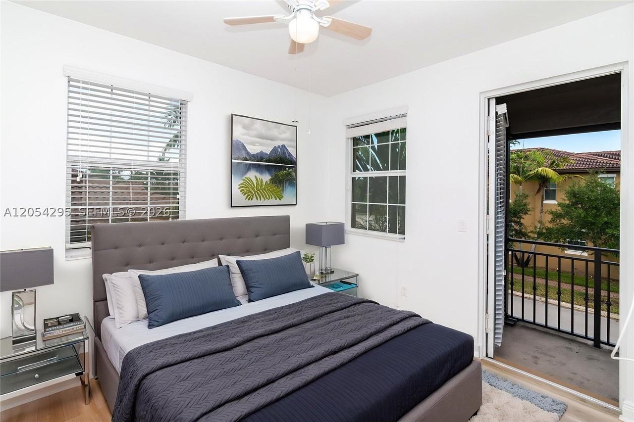 1510 Sw 147th Ter - Photo 6 of 20