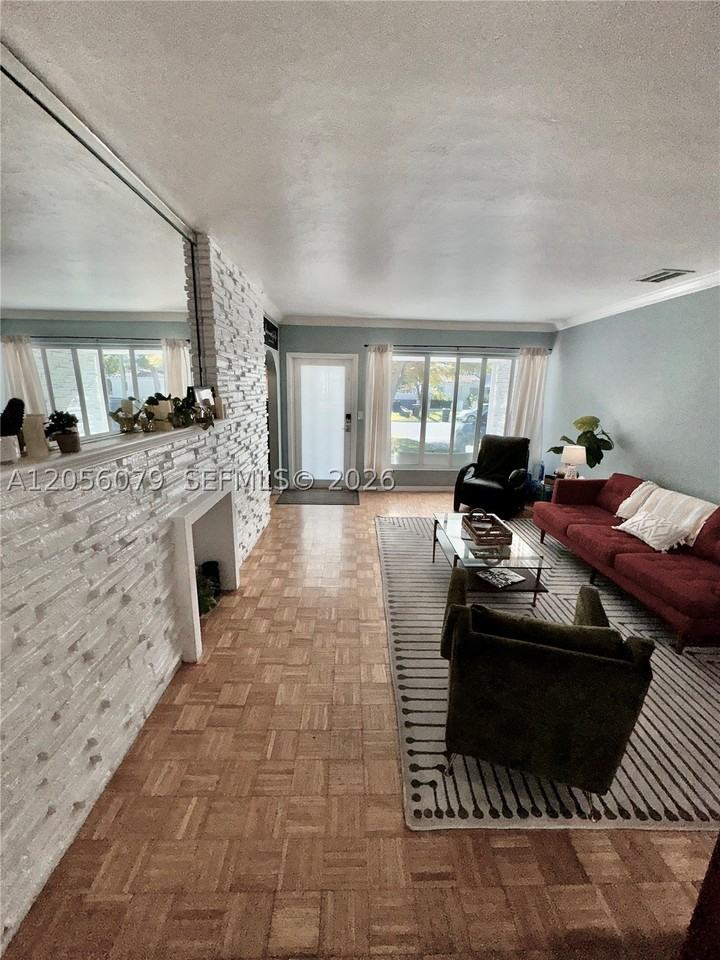 409 91st St - Photo 7 of 29