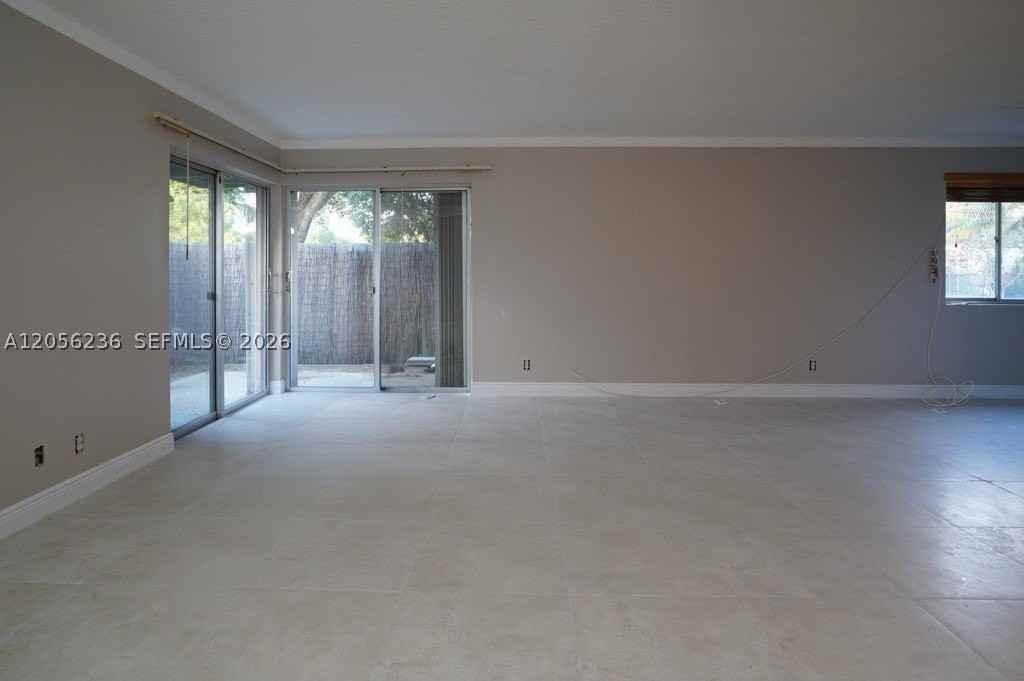1815 Fairview Villas Dr #1 - Photo 3 of 19