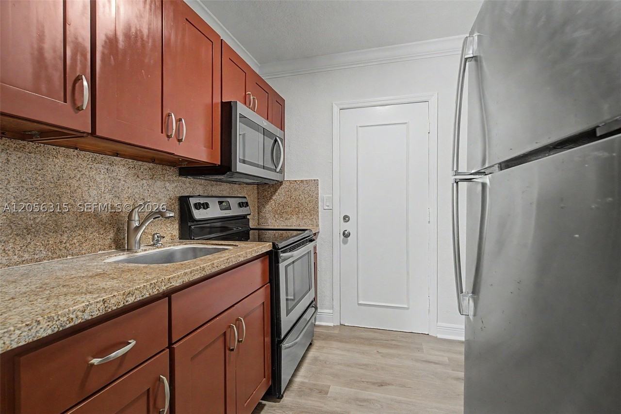 25 Menores Ave #08 - Photo 5 of 5