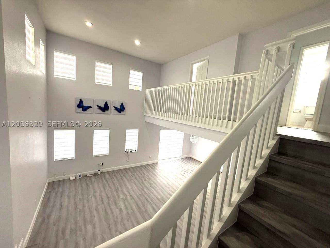 9352 Sw 155th Ave - Photo 6 of 27