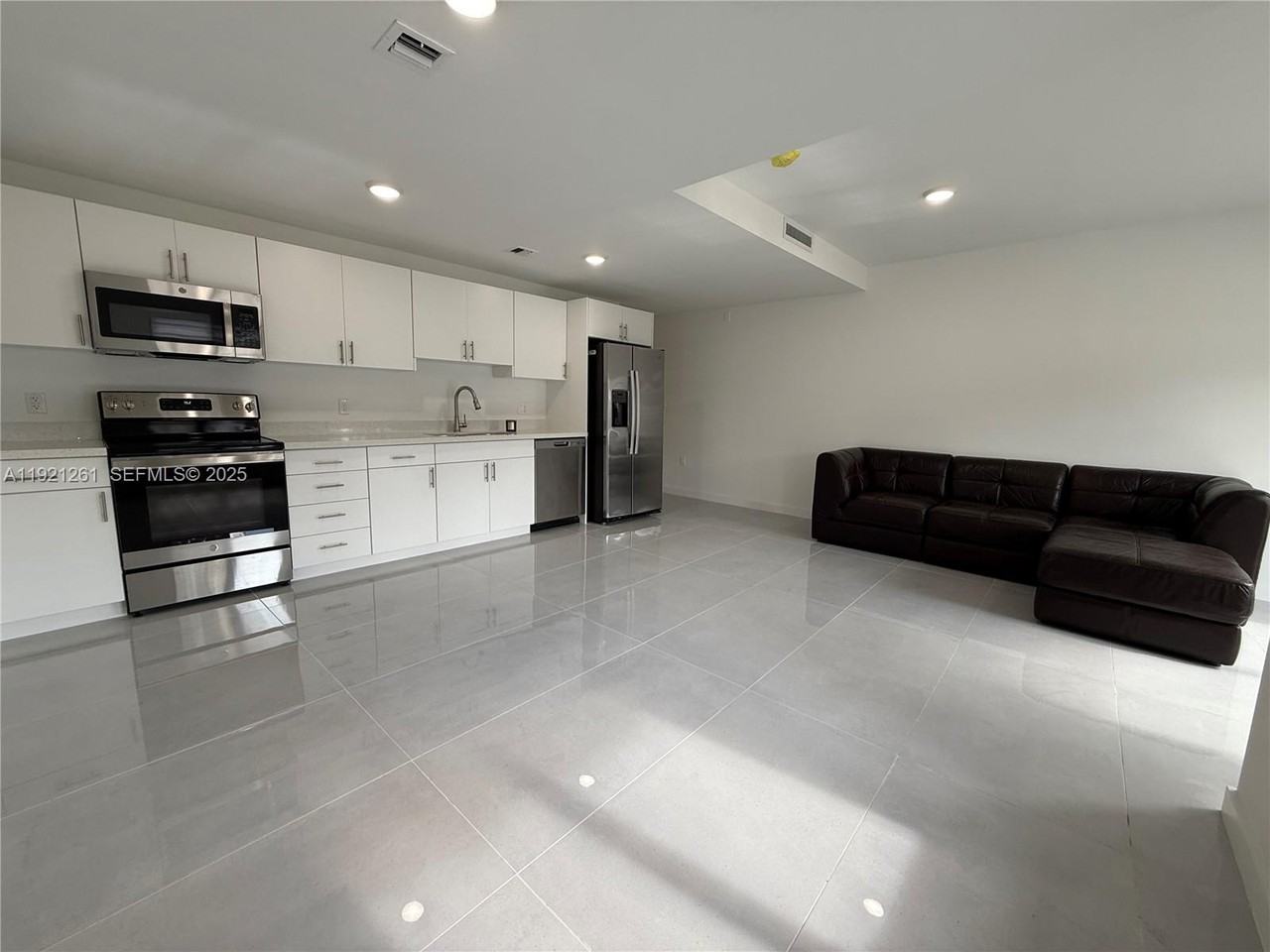 14571 Sw 261st St #14571 - Photo 3 of 8