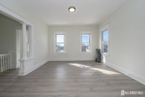 featured image of 377 Delavan St #2