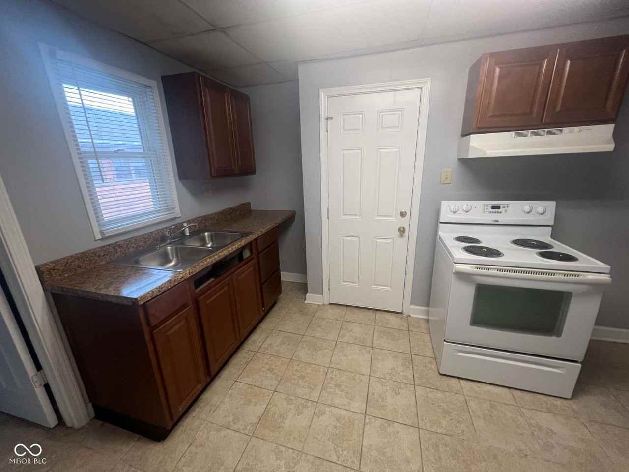 3763 Broadway St #3 - Photo 5 of 15
