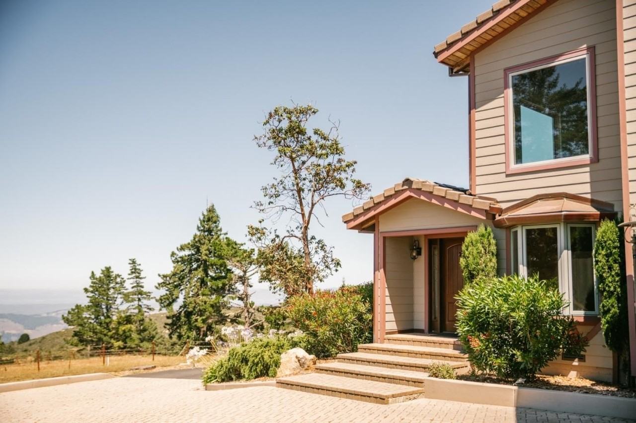 300 Corona Rd - Photo 2 of 34