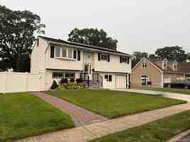 featured image of 809 N Alleghany Ave