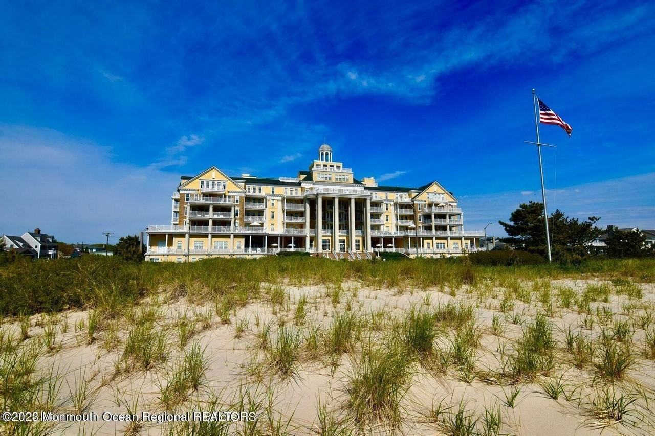700 Ocean Ave #526