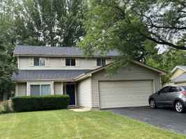 featured image of 2303 Woodview Ln
