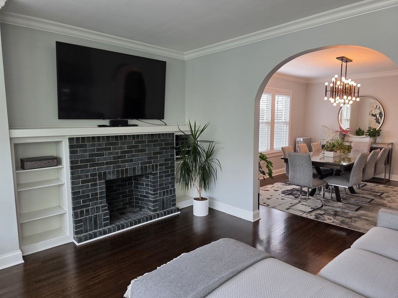 3828 N Mozart St #2 - Photo 6 of 21