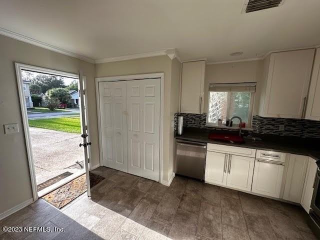 1711 Naldo Ave #1 - Photo 2 of 6
