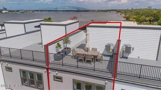 2044 Prudential Dr - Photo 3 of 40