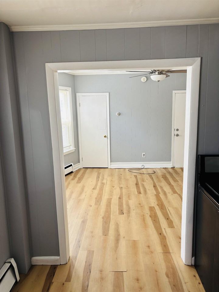 47 Joliette St #1 - Photo 5 of 17