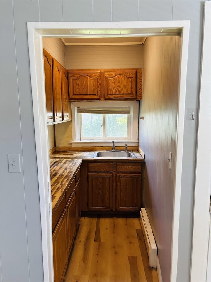 47 Joliette St #1 - Photo 6 of 17