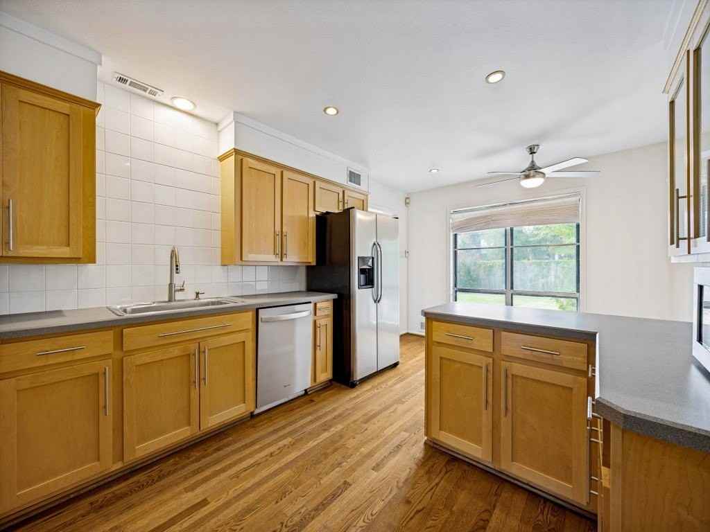 5938 Willow Ln - Photo 5 of 12