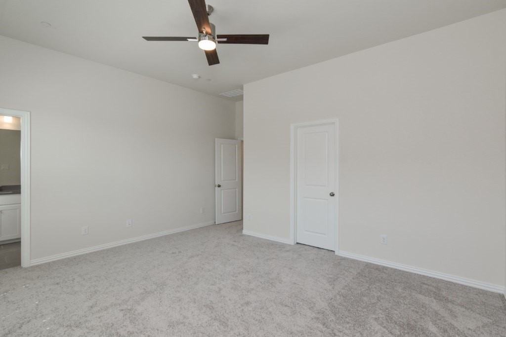 2805 Jacaranda Dr - Photo 5 of 18
