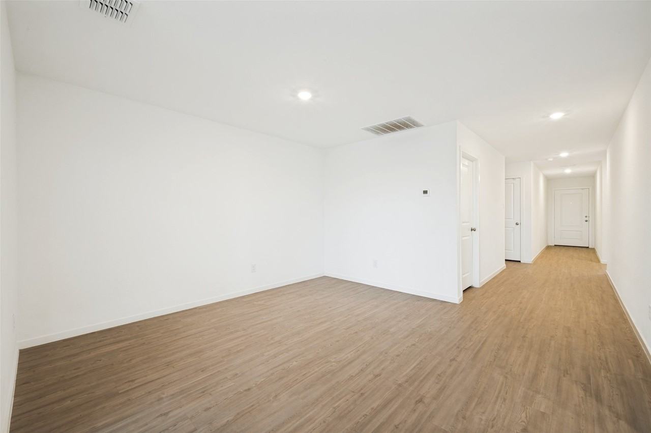 14188 Golden Bridge Dr - Photo 4 of 25