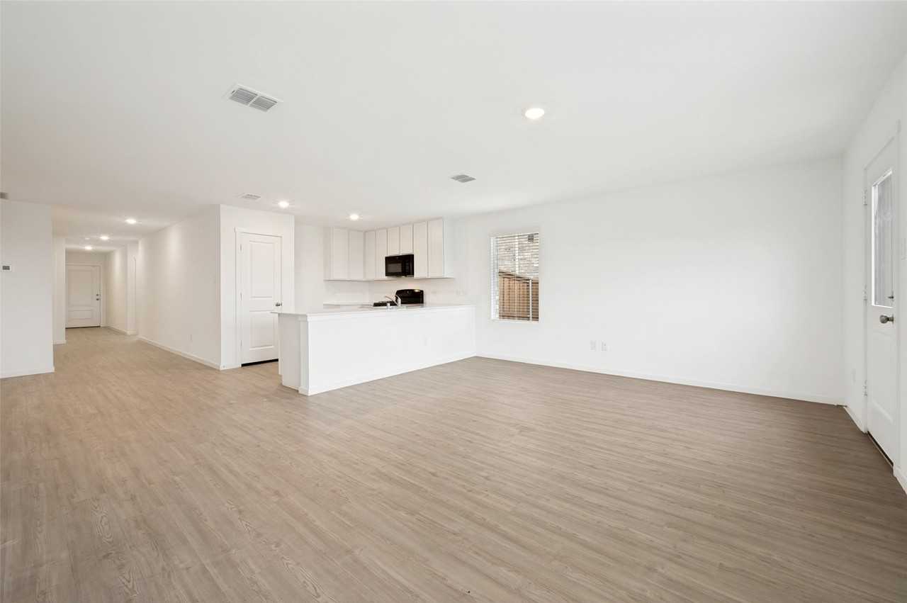 14188 Golden Bridge Dr - Photo 7 of 25