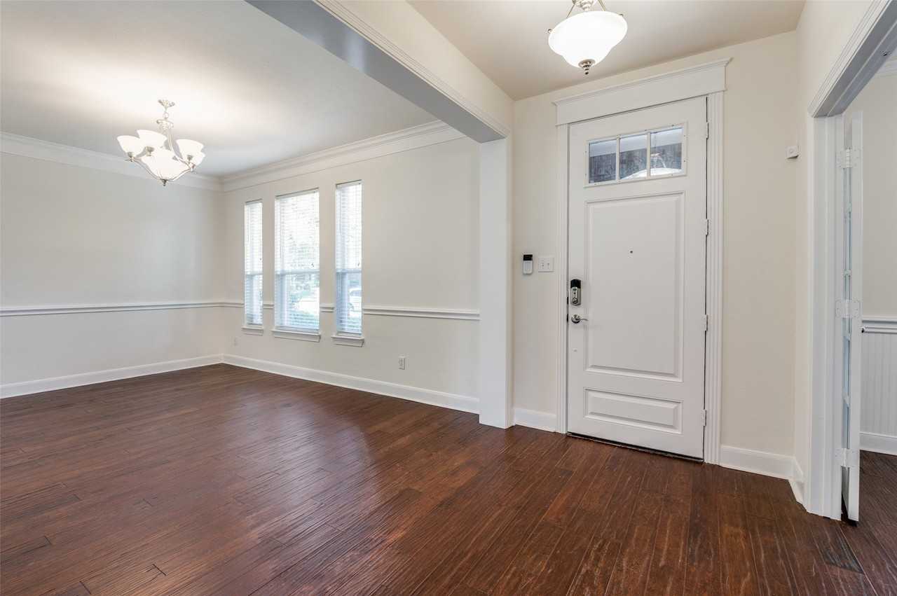 14575 Daneway Dr - Photo 2 of 36