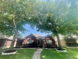 featured image of 1535 Silver Spur Dr
