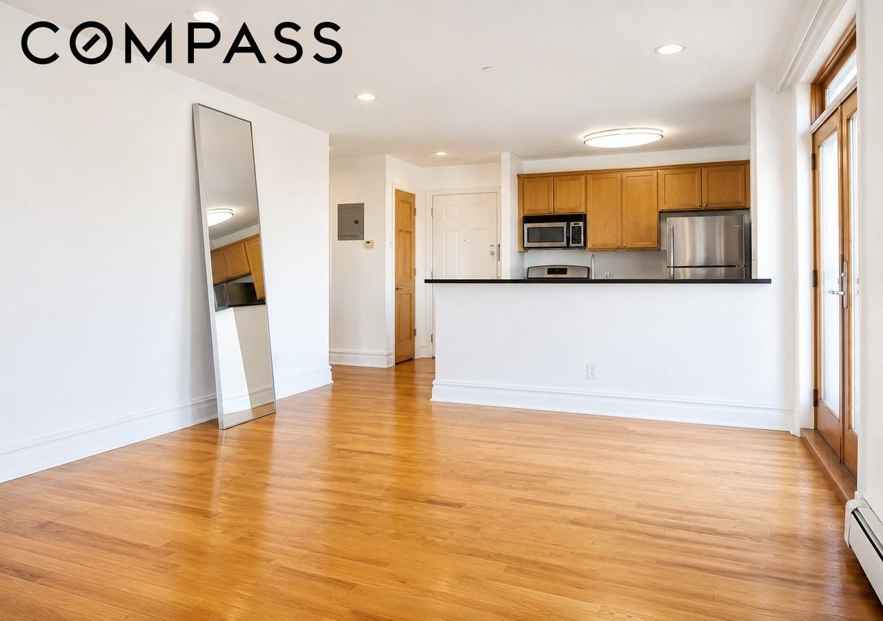 150 S 1st St #3C - Photo 3 of 15