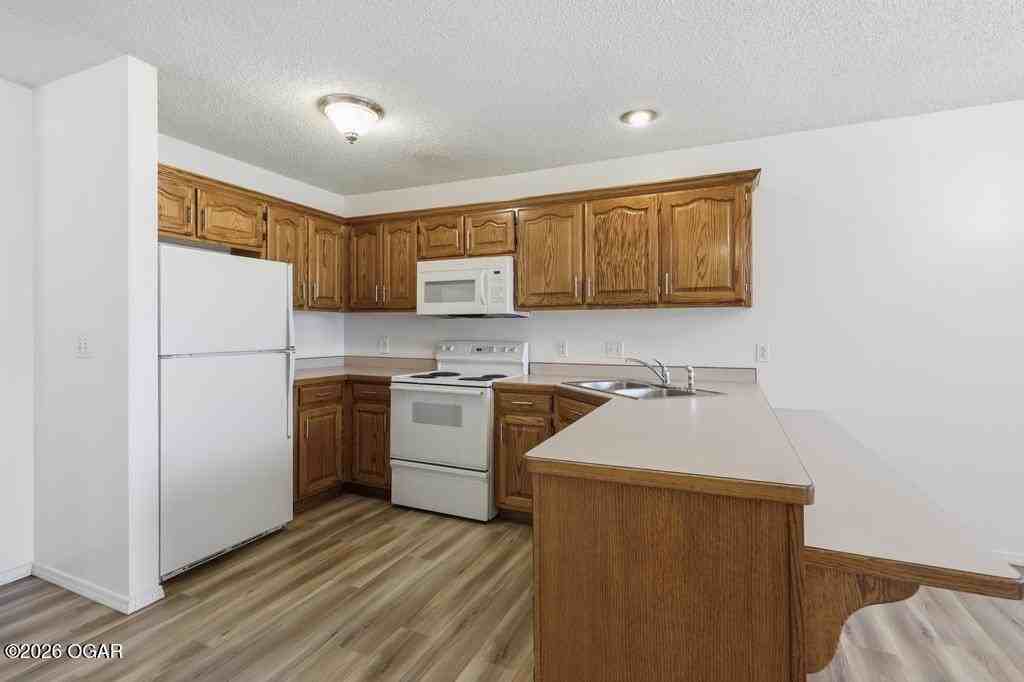 1719 Red Bird Dr #A - Photo 5 of 15