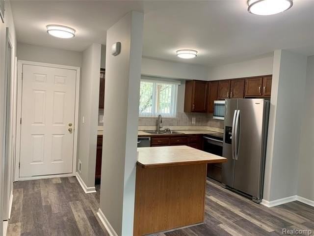 25923 New Forest Ct - Photo 6 of 19