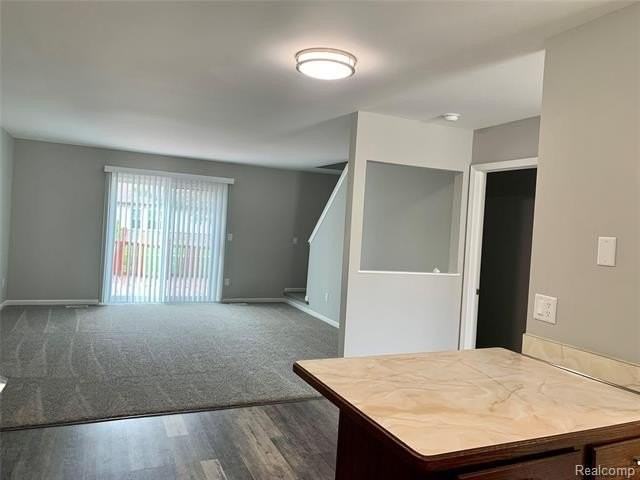 25923 New Forest Ct - Photo 7 of 19