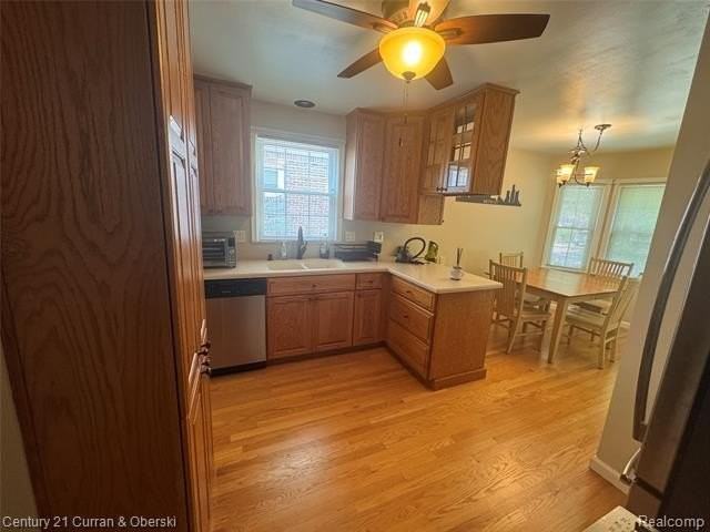 214 N Connecticut Ave - Photo 6 of 47