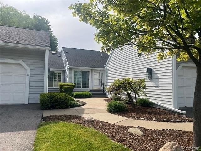 3591 Port Cove Dr #55 - Photo 2 of 44