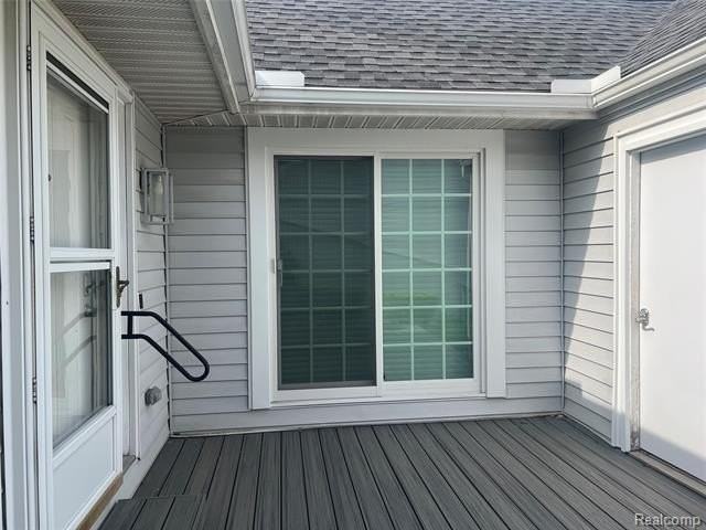 3591 Port Cove Dr #55 - Photo 4 of 44