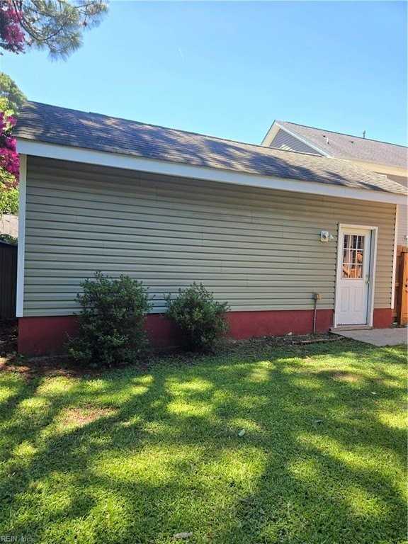 8626 Morwin St - Photo 5 of 34