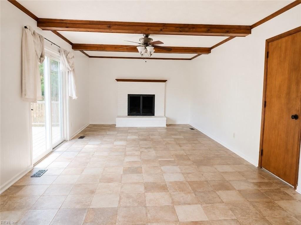 30 Windy Point Dr - Photo 6 of 32