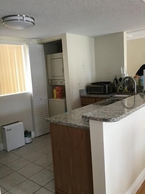 1045 Lake Shore Dr #206 - Photo 4 of 30