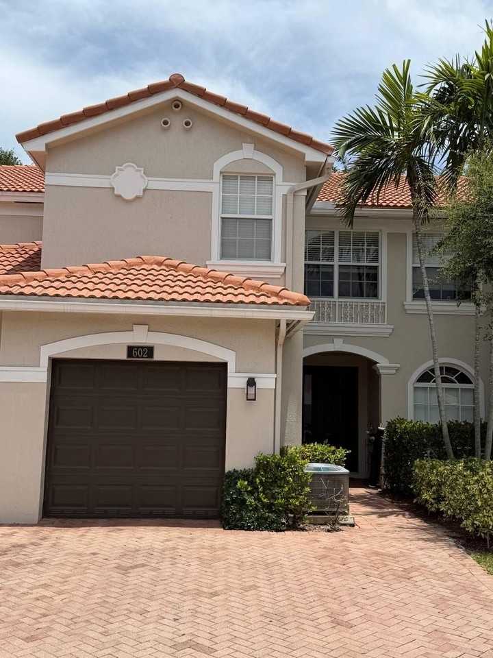 16169 Poppyseed Cir