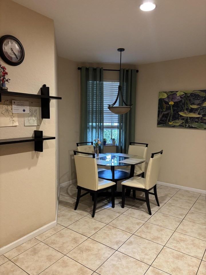 16169 Poppyseed Cir - Photo 6 of 31
