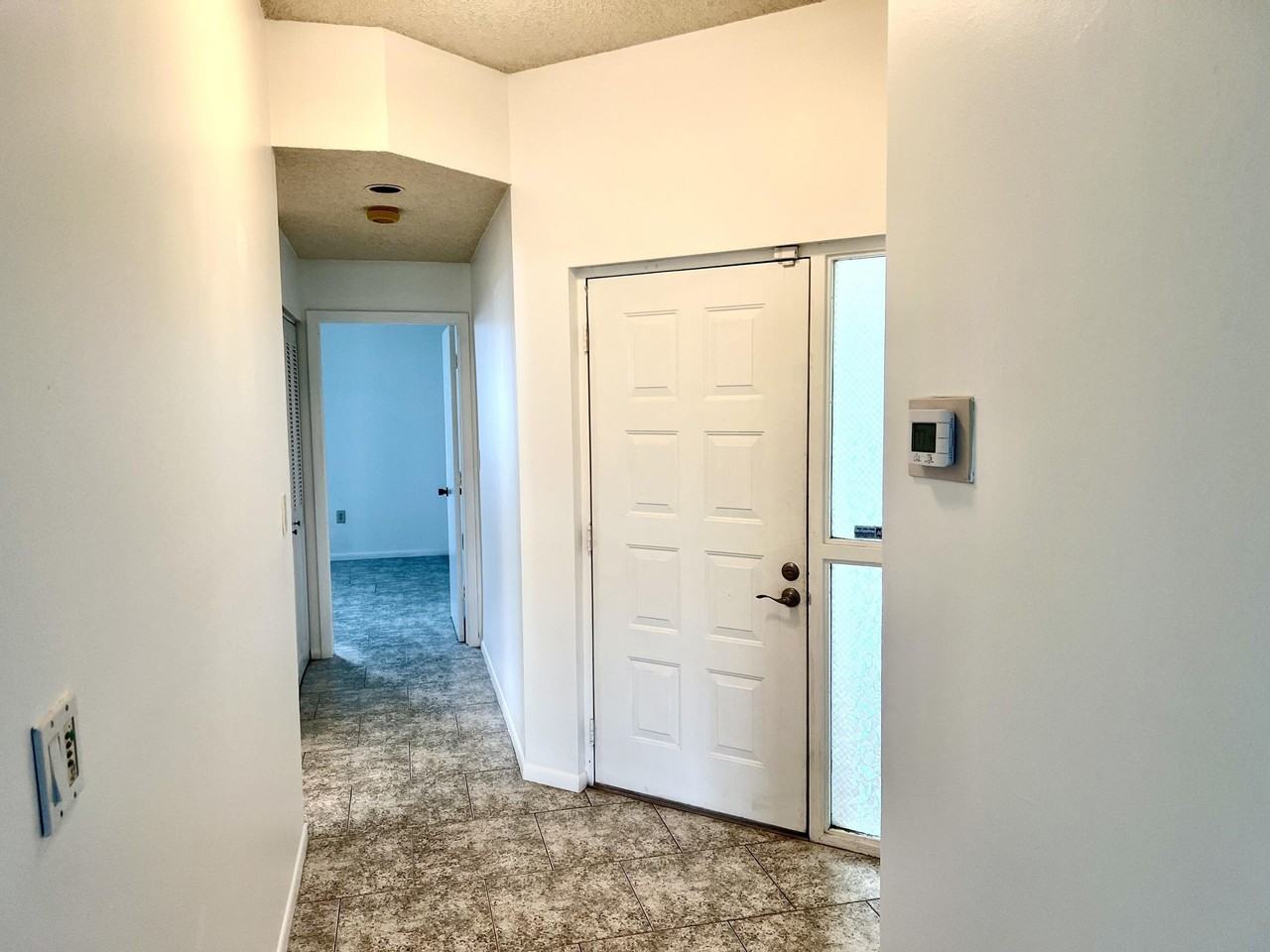 108 Half Moon Cir #B3 - Photo 3 of 25