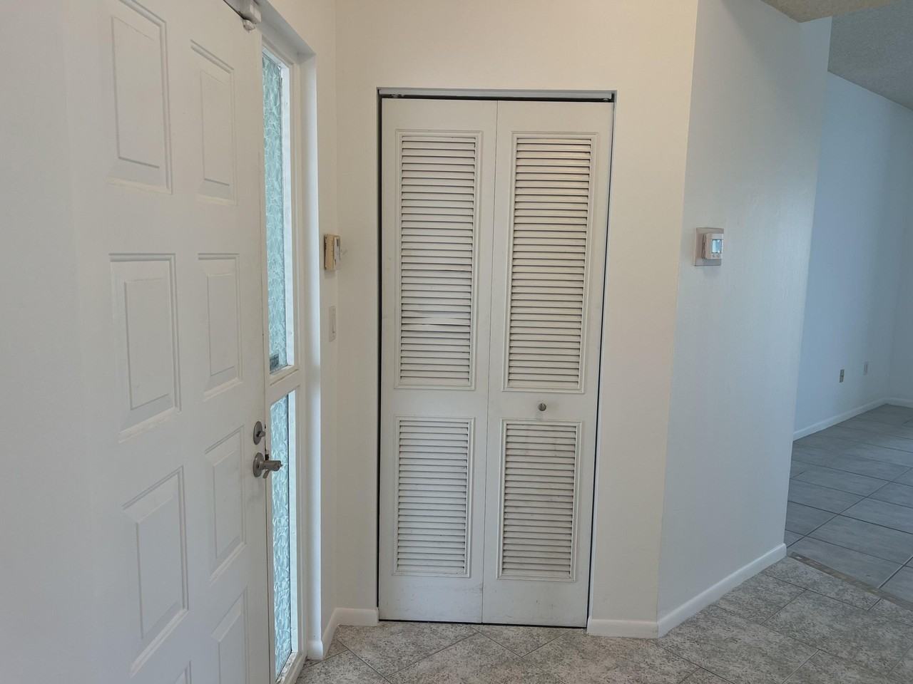 108 Half Moon Cir #B3 - Photo 4 of 25