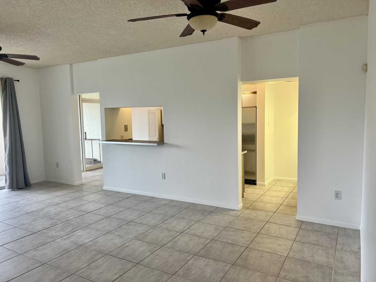 108 Half Moon Cir #B3 - Photo 7 of 25