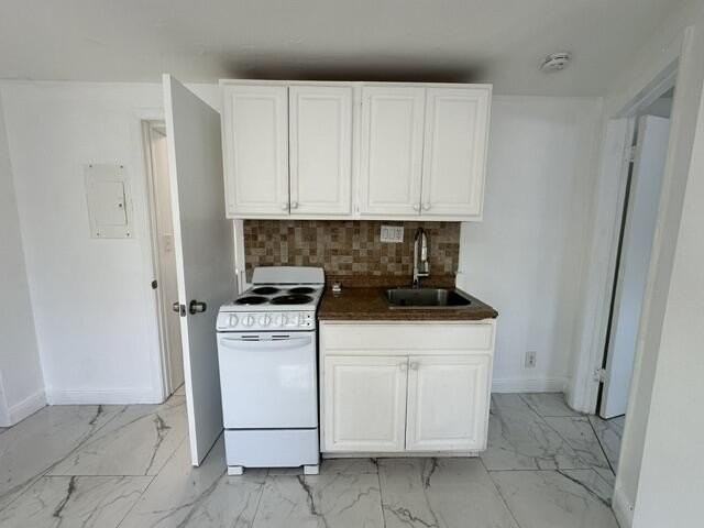 844 Ne 17th Way #2 - Photo 6 of 14