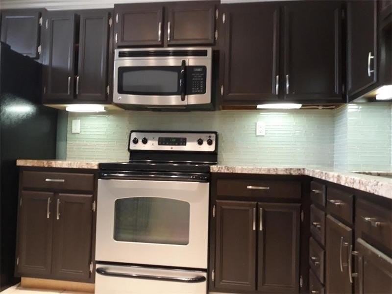 1100 Nw 87th Ave #204 - Photo 2 of 38
